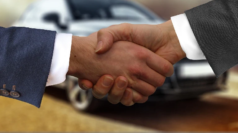 Can You Negotiate With a Used Car Dealer and Still Get the Best Deal?